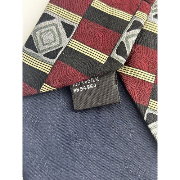 Stanley Blacker Silk Red Geometric Pattern Necktie - Picture 4 of 4